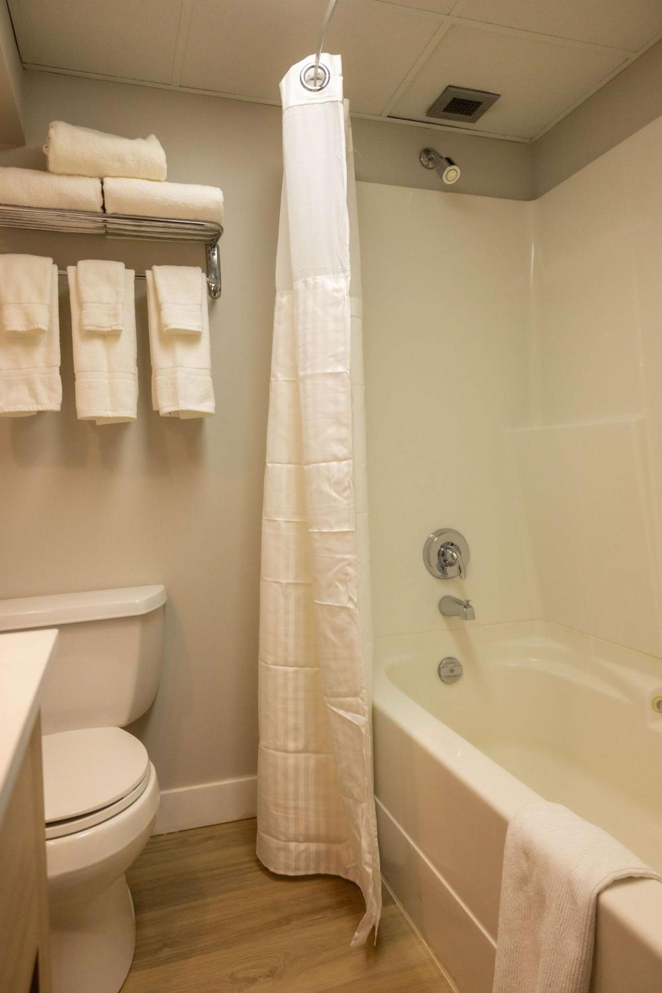Radisson Hotel Fort St John Fort St. John 외부 사진