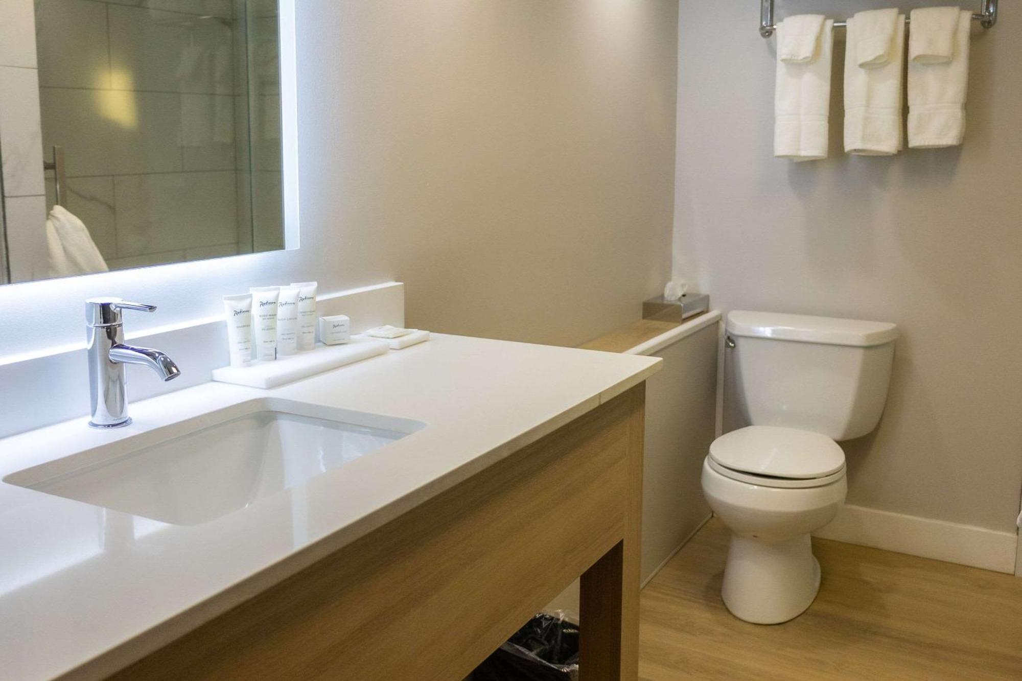 Radisson Hotel Fort St John Fort St. John 외부 사진